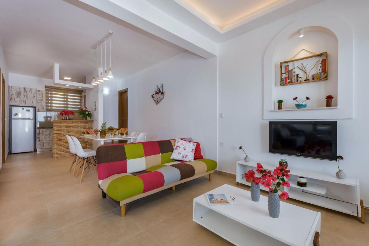 Apartment Gaia House